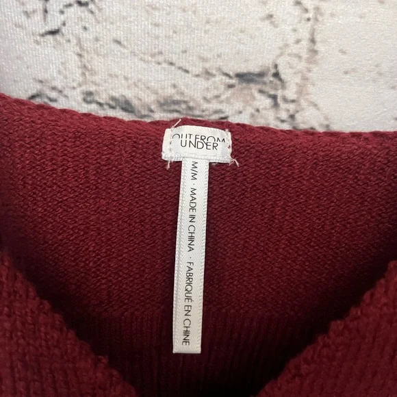 Urban Outfitters Dark Red Knit Crop Tank Top Size Medium - Picture 3 of 3